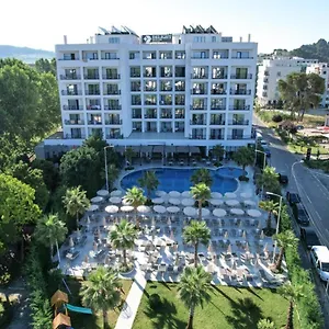 Hotel Delight &